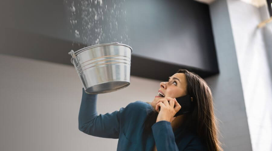Why choose water damage restoration service for emergency water extraction services in Akron